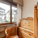 Lovely 2 Bedroom Flat In Corso Italia With Parking Cortina dʼAmpezzo